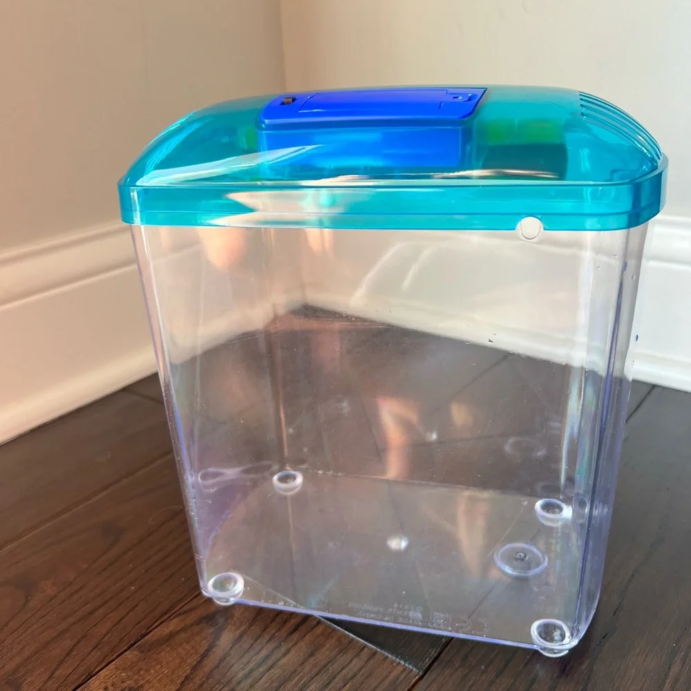 1.13 gal fish tank